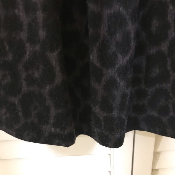 New York and Co ,Leopard print , Gray ,small - Picture 8 of 8